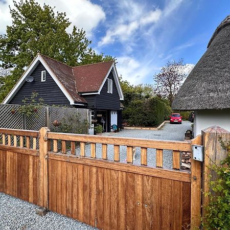 The Cottage Get Away サフロン・ワルデン エクステリア 写真